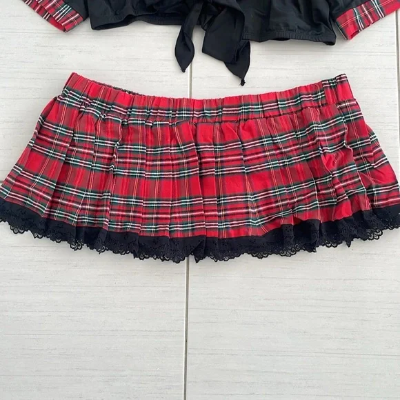 Sexy Plaid Mini  Skirt Set - Picture 6 of 15
